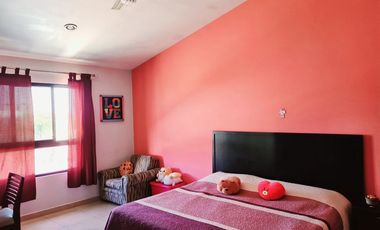 HERMOSA CASA EN CLUB REAL