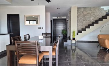 HERMOSA CASA EN CLUB REAL