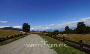 Exclusiva Parcela con vista al Lago