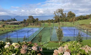 Exclusiva Parcela con vista al Lago