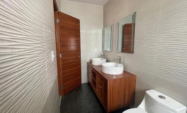 CASA EN LAGO ESMERALDA