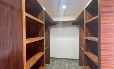 CASA EN LAGO ESMERALDA