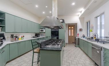 Residencia de Lujo en Venta - Diseño, Confort y Exclusividad en un Solo Lugar