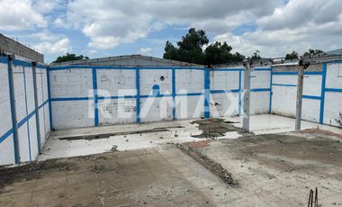 TERRENO EN VENTA - (3)