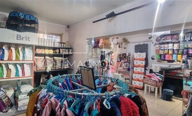 Local Comercial en Venta en Plaza Eusebio Lillo/ a dos calles de estación de Metro