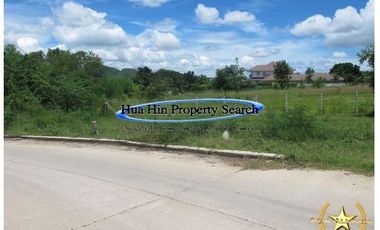 8000 sq/m of land near Soi 102