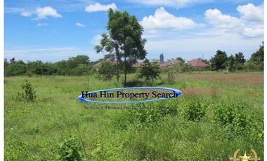8000 sq/m of land near Soi 102