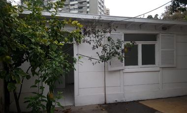 Casa Amplia En Barrio Residencial Metro Bilbao