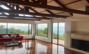 Arriendo Casa en Altos de yerbabuena