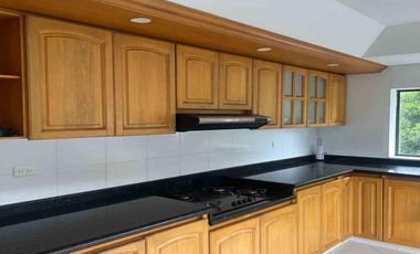 Arriendo Casa en Altos de yerbabuena