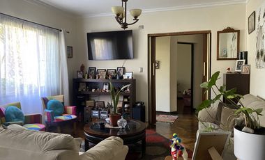 Venta, Estupenda casa con espacios muy amplios en general, piscina temperada