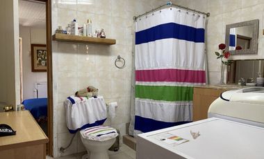 Venta, Estupenda casa con espacios muy amplios en general, piscina temperada