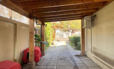 Venta, Estupenda casa con espacios muy amplios en general, piscina temperada