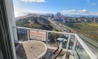 SE ARRIENDA 1 AMBIENTE REÑACA NORTE / EDMUNDO ELUCHANDS