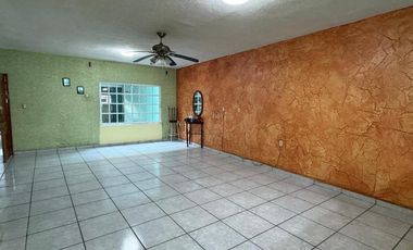Casa RECÁMARA EN PLANTA BAJA en renta en Fracc. Ruiz Cortínes. VERACRUZ, VER.