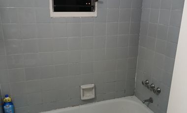 Departamento 1 amb a metros de Av.Maipu