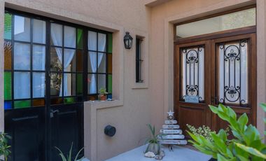 Casa 5 ambientes en alquiler, en Martínez