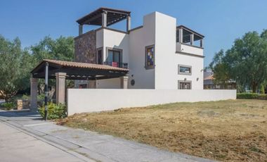 Casa en venta en San Miguel de Allende – Ventanas Golf Country Club