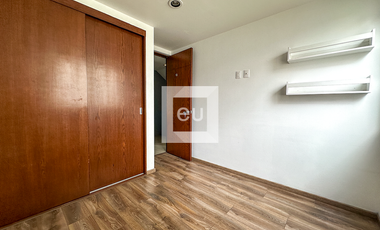 Casa tipo townhouse en VENTA en San Pedro de los Pinos
