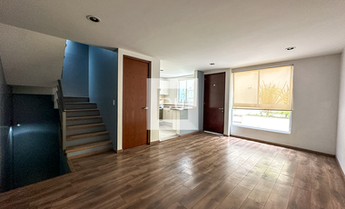 Casa tipo townhouse en VENTA en San Pedro de los Pinos