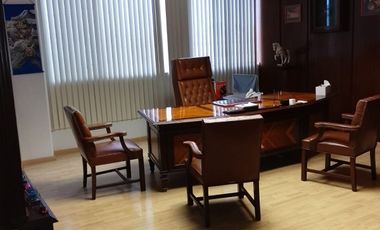 Venta de oficina amueblada en Queretaro