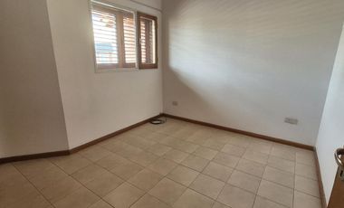 Alquiler 3 dormitorios Bº Cumelen