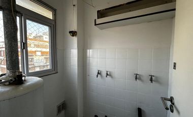 Departamento 4 amb totalmente reciclado , vista abierta al Rio
