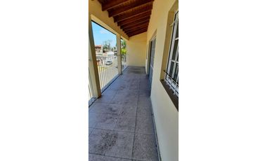 CASA EN 2 PLANTAS - APTO CREDITO