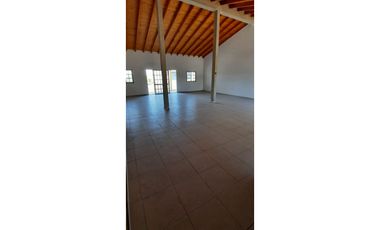 CASA EN 2 PLANTAS - APTO CREDITO