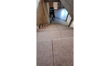 CASA EN 2 PLANTAS - APTO CREDITO