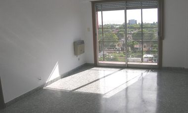 Departamento - Olivos-Maipu/Uzal