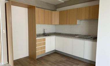 Departamento con Terraza y Casa Club en Renta en Cluster Alcumbre