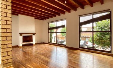 Hermosa casa con jardin privado de 220m2