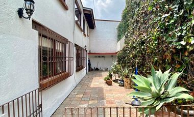 Hermosa casa con jardin privado de 220m2