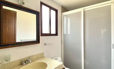 Hermosa casa con jardin privado de 220m2