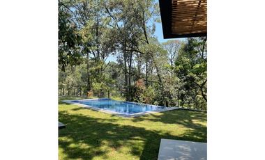 CASA EN RENTA|ENTORNO BOSCOSO|AVANDARO