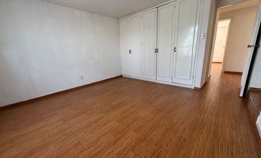 CASA EN RENTA EN CD. SATÉLITE, NAUCALPAN, EDO. MÉXICO