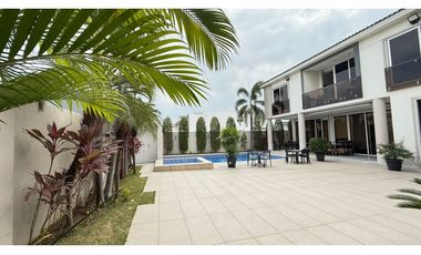 Samborondón Isla Mocolí, Casa Amoblada, 485m2, 4 dormitorios