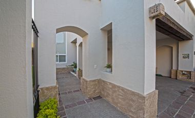 Casa en renta El Mayorazgo