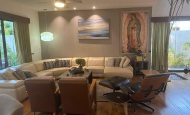 Casa en Renta en Lagos del Sol con o sin muebles