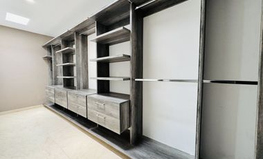 CASA EN VENTA EN QUERÉTARO, ZIBATÁ, TRES CONTROLES DE ACCESO