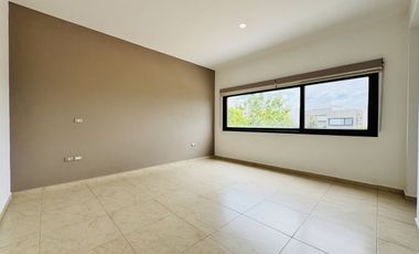 CASA EN VENTA EN QUERÉTARO, ZIBATÁ, TRES CONTROLES DE ACCESO