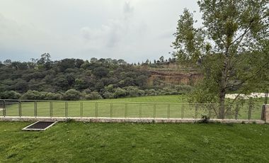 Venta de residencia con vista al campo de Golf en Bosque Real