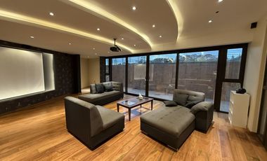 Venta de residencia con vista al campo de Golf en Bosque Real
