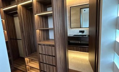 Estrena depto en las águilas...