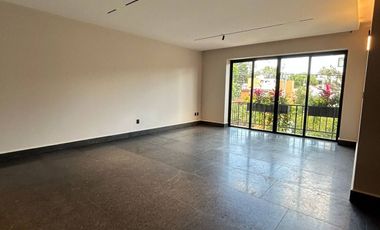 Estrena depto en las águilas...