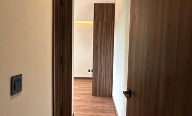 Estrena depto en las águilas...