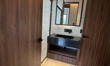 Estrena depto en las águilas...