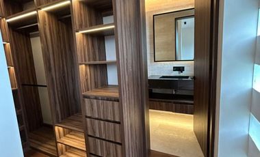 Estrena depto en las águilas...