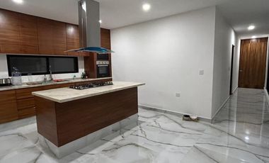 🏡✨ Residencia de Lujo en Jardines de la Rejoyada